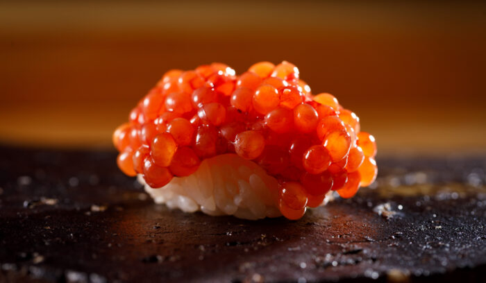 鮨を食べに、富山へ行こう！一瞬の海の命を握る。新湊・鮨オーベルジュ「橋場」