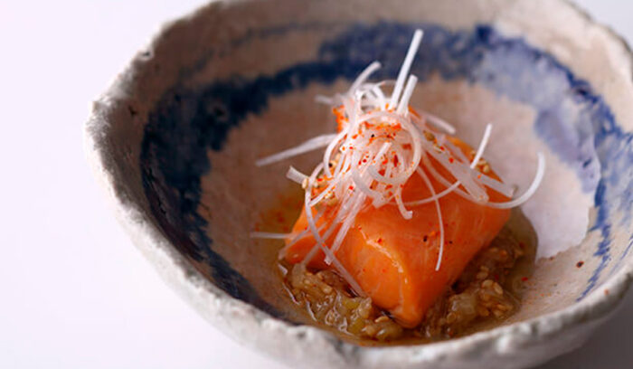 生きた酵素が発揮する「液体塩こうじ」の多機能な力