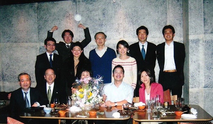 ジェトロ時代の一枚。アメリカ領事館、大学職員、新聞社など様々な専門家と関わりながら海外企業の日本誘致や食品輸出事業に携わる。