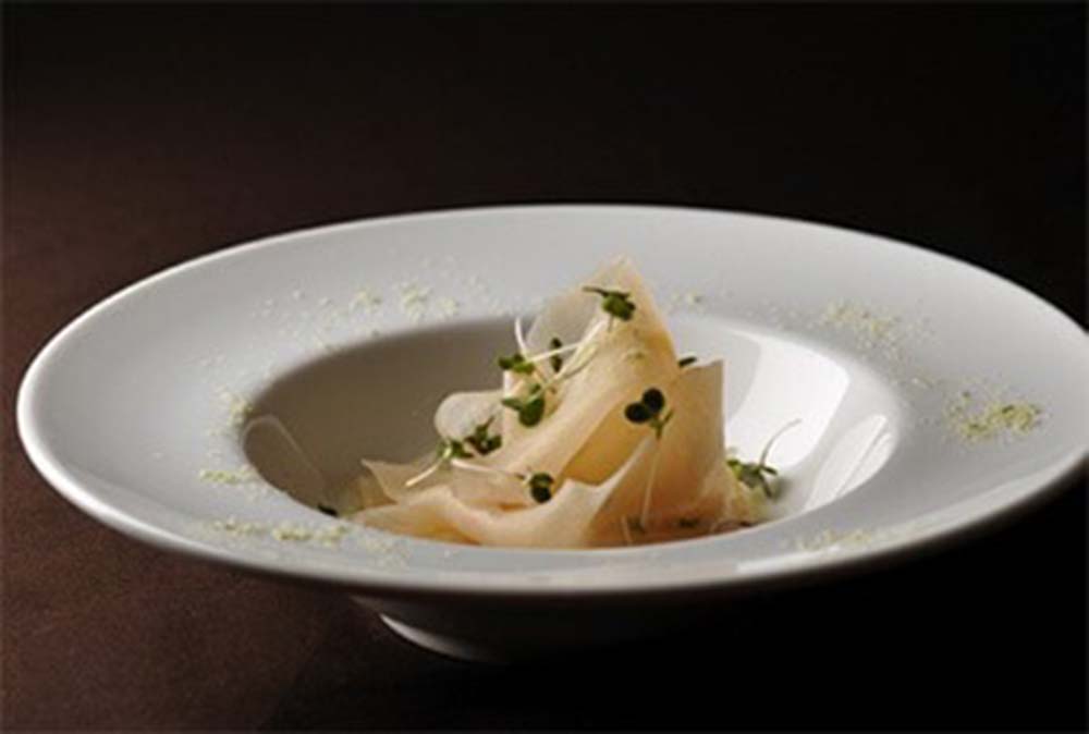 ジャガイモのリボン 生ハムとだだちゃ豆の香り