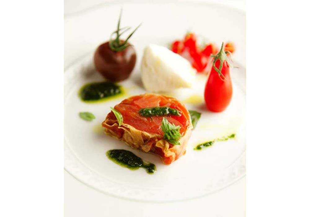 ダル・ペスカトーレ風トマトのテリーヌ