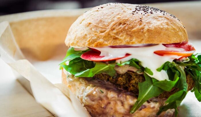 ミラノ初のヴィーガンハンバーガー店が誕生