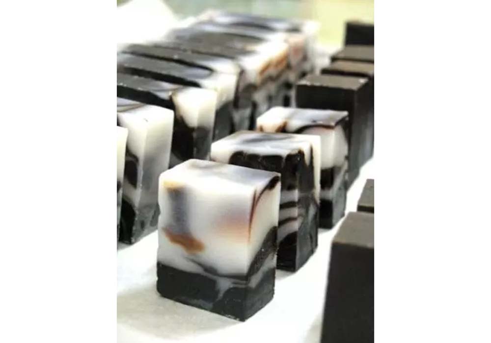 カカオの2次産品開発