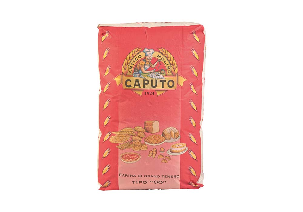 「サッコロッソ・リンフォルツァート」は長時間発酵の生地に適した小麦粉。 生地の強さ、伸び、弾力のバランスが良く、ピッツアの他にもデニッシュなど、様々な用途に使用できる。