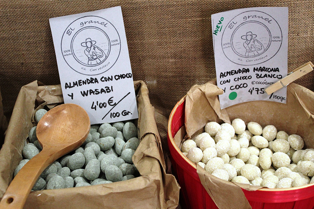 チョココーティングされたアーモンドはわさび風味