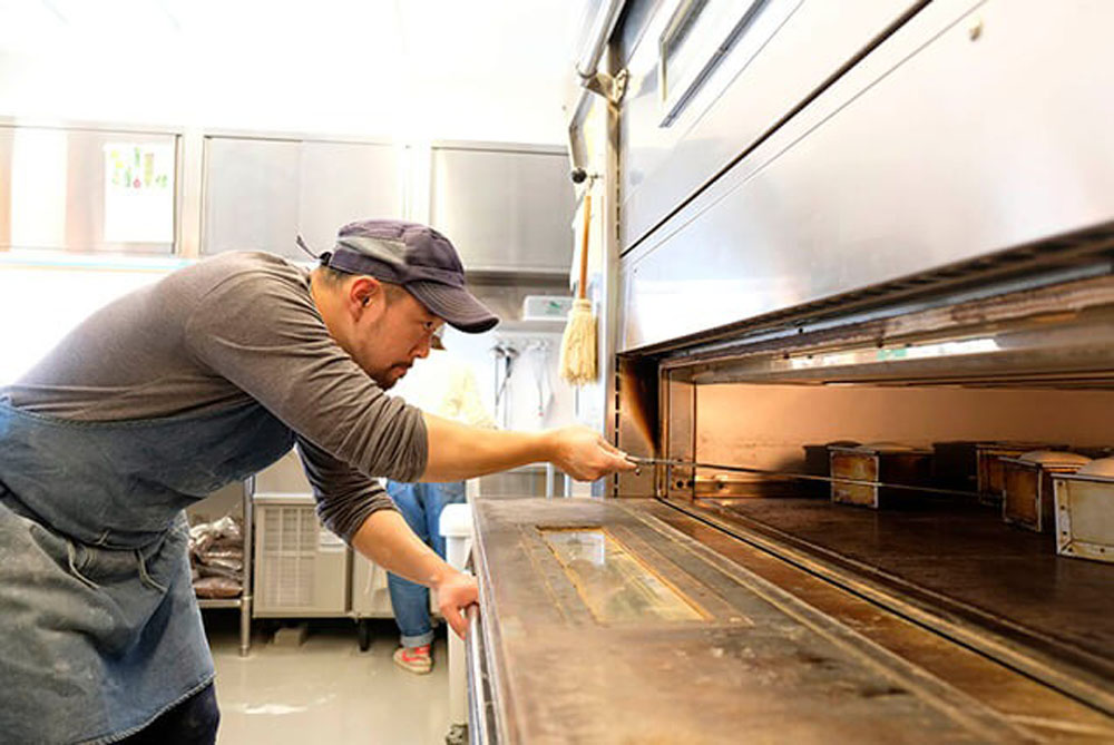 顔を見て焼くパン。目標は体調に合わせて焼くパン。