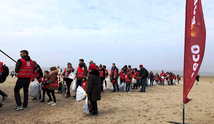 海を守り、魚を守るビーチ・クリーンイベント