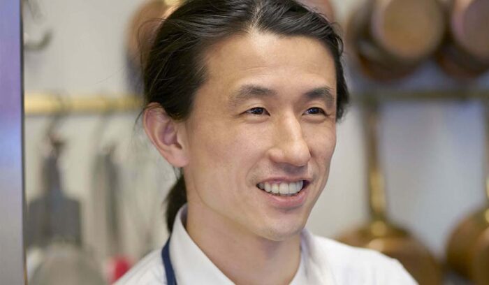 パリ・6区 「ヨシノリ Yoshinori」守江慶智Yoshinori Morie