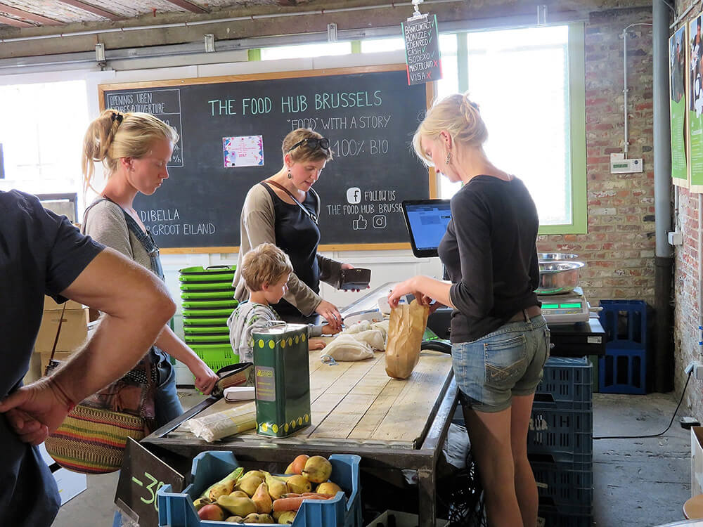 簡単な台のレジ