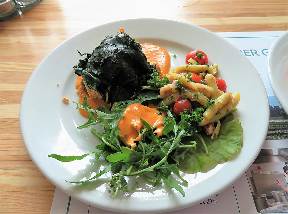 豆腐とナッツの団子