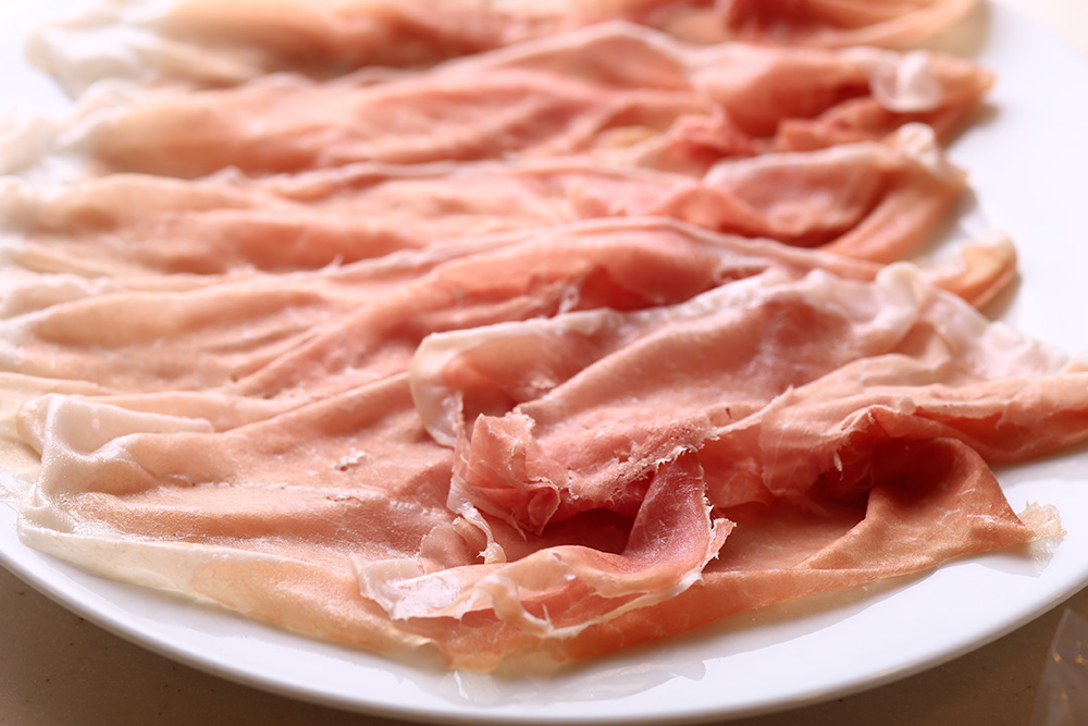 おいしいパルマハムの極意 至福の味を作る「スライサー」の選び方
