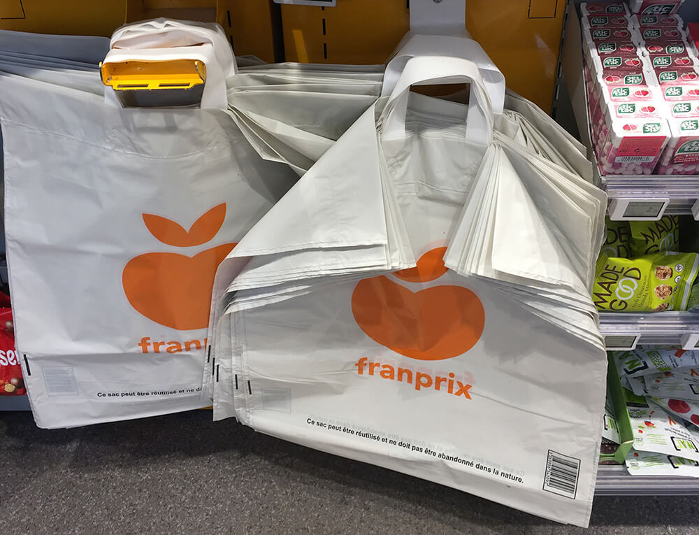 「フランプリ」の有料レジ袋。