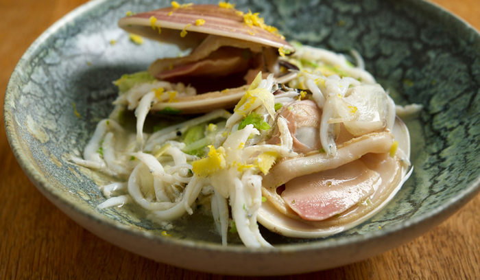 森枝幹シェフのオンライン料理教室        “茨城の冬の味覚で愉しむ、ごちそうレシピ”