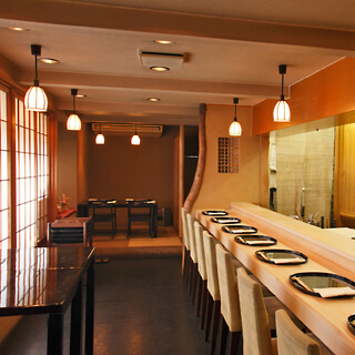 修伯/（しゅうはく）