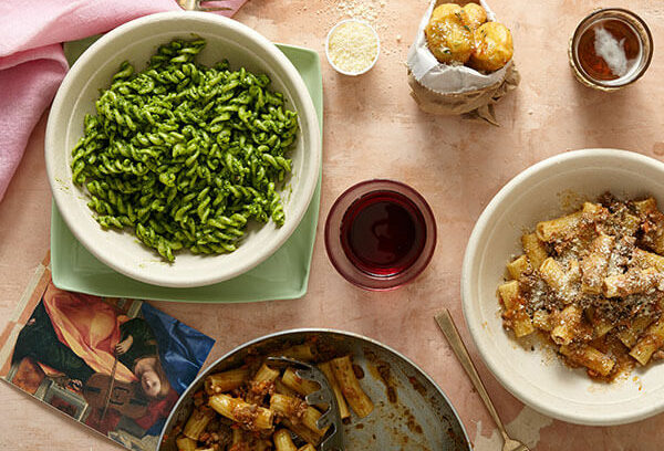 スローなパスタをファストフードで