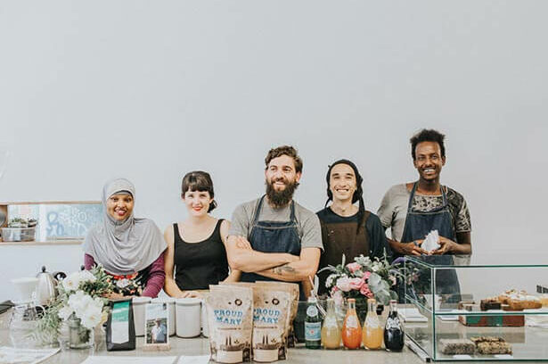 バリスタのスキルを難民に伝授