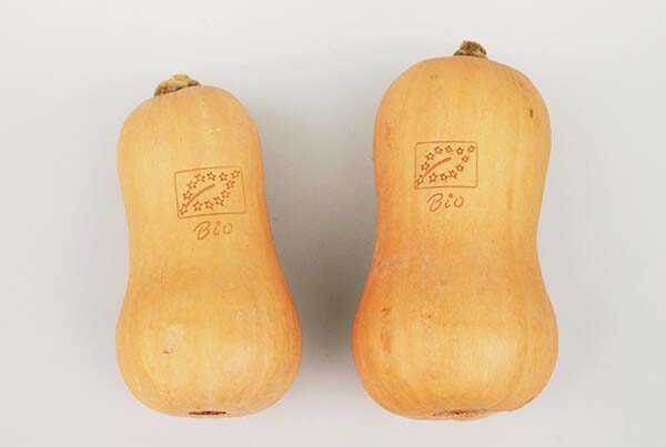 スーパーが試みる“環境に配慮した包装”