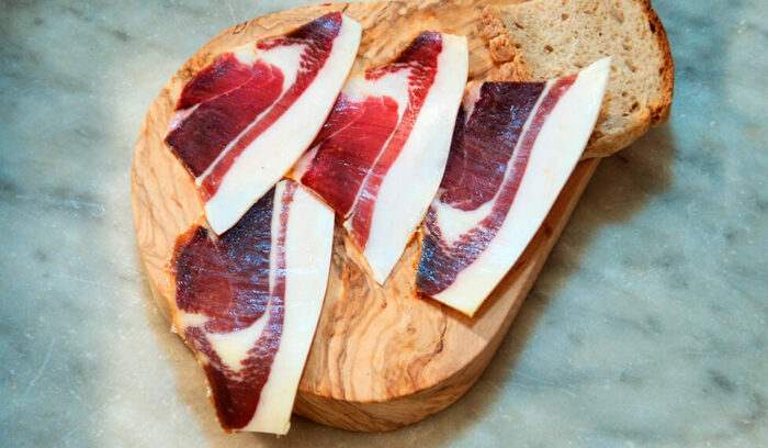 vol.25　カラブリア州の土着品種黒豚ネーロ・ディ・カラブリア