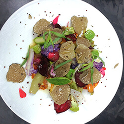  香港のフランス人シェフが次々に自店をオープン 