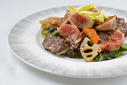 海鮮の名店が“肉料理”で勝負！