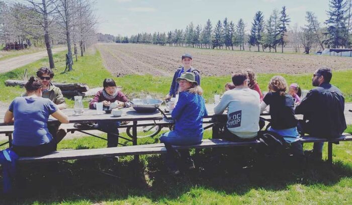 大地からの声――17農場を“人と人との交流の場”に。「Ferme Cadet-Roussel」池田達哉さん（アトリエノマド）