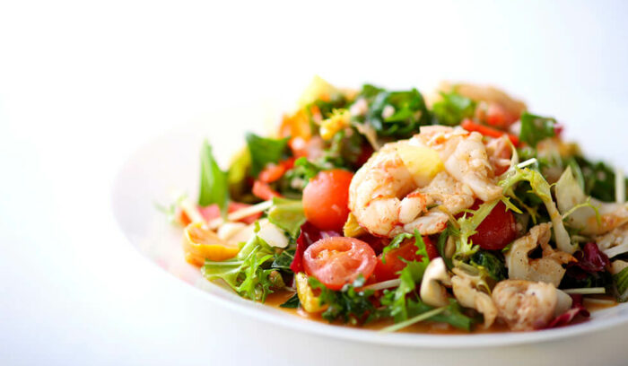 「味の六角形」を駆使して組み立てる。