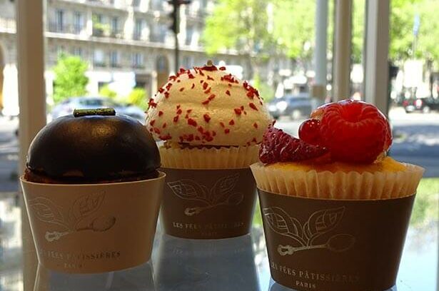 人気パティスリーにカフェ併設の3店舗目が誕生