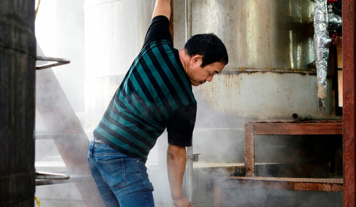 豊かな海に囲まれた焼酎杜氏の里南さつま
