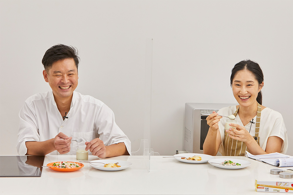 調理後はシェフも試食。自画自賛するほどの仕上がりに。