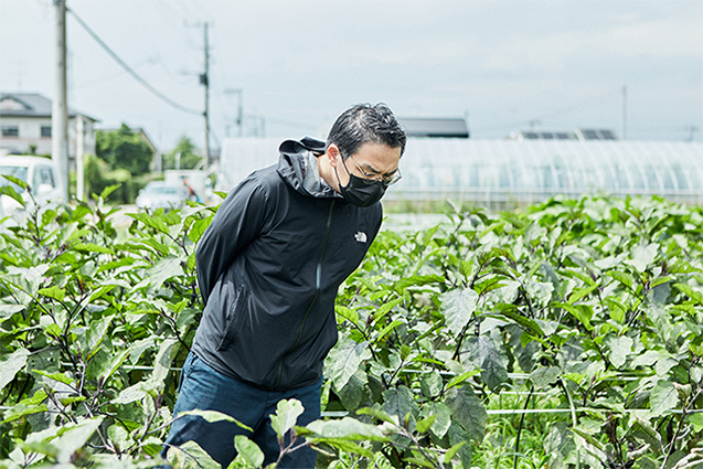 「形がいびつでも多少熟れすぎていたりしても、僕らプロにとって使いづらくはない。むしろもっと現場の話をたくさん聞いて、僕ら料理人が貢献できることを見つけたいです」と「ルブトン」杉山将章シェフ。