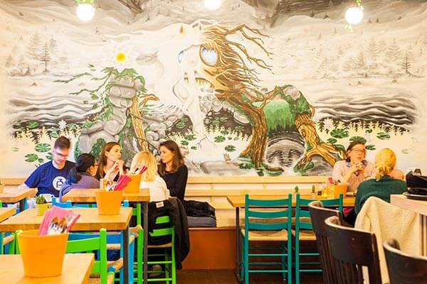 ノルウェーらしさが溢れた“水の妖怪”レストラン