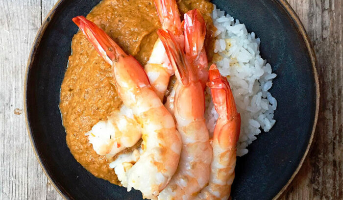 カレー、水野仁輔さん。