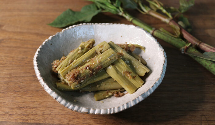 繁殖力旺盛！ 身近に自生する野草を    おいしく食べる術