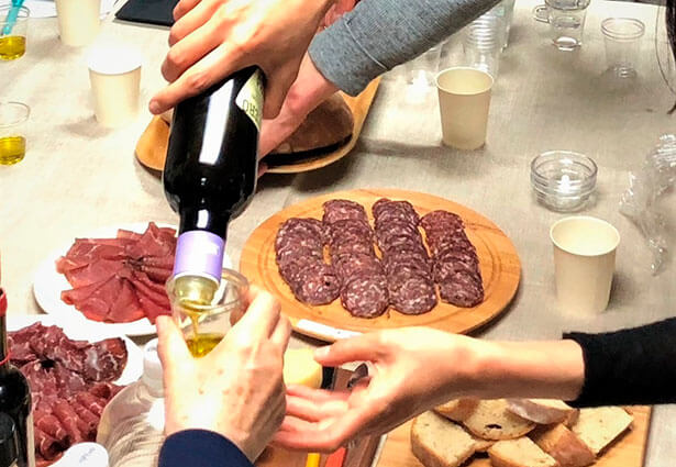 「日本に輸入してほしい！」食材を一挙テイスティング