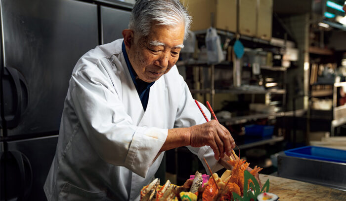 85歳の料理人。「働くことは大事。寝よったらいかんです」