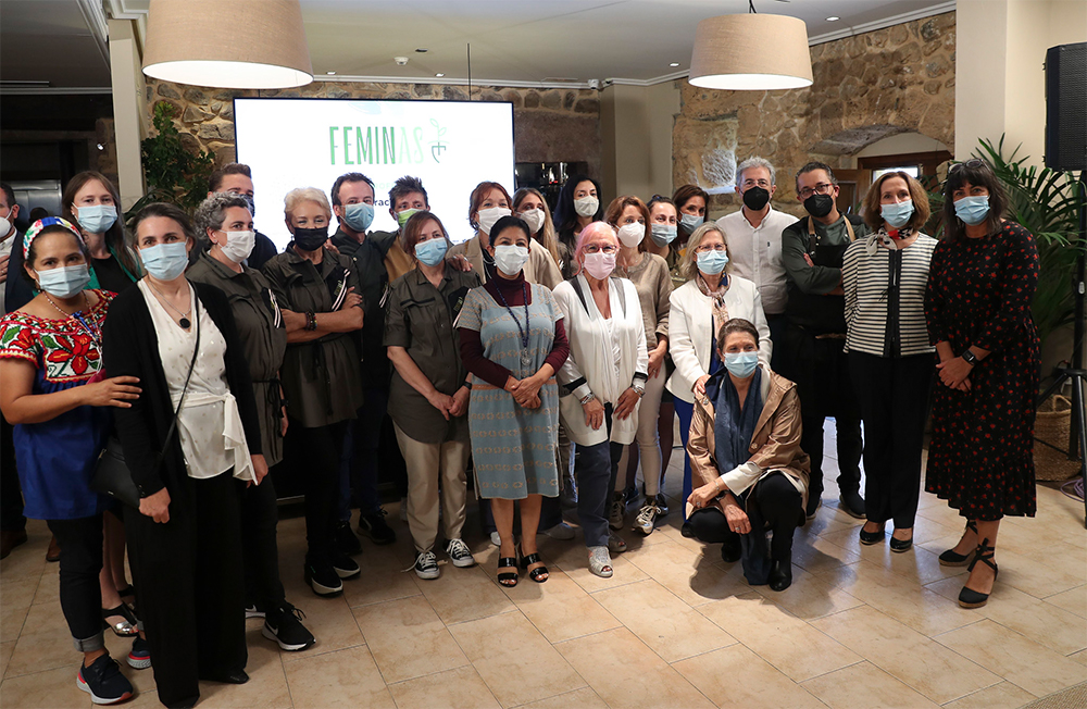 登壇者は８カ国、30名を超えた。