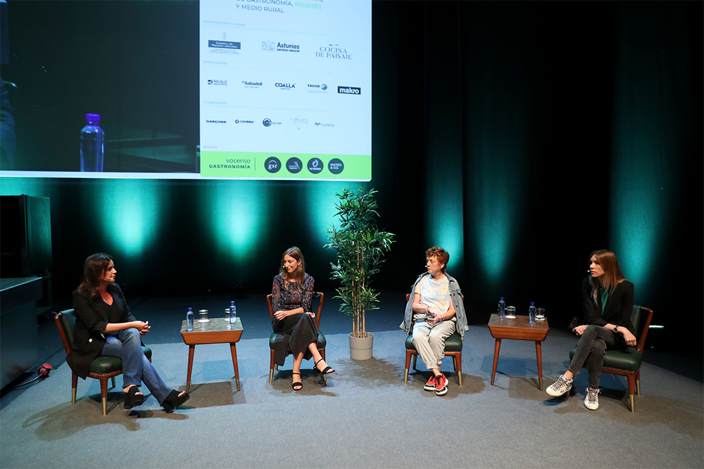 仕事と家庭の両立。夫婦で経営している場合のプライベートの保ち方など、働き方の悩みは万国共通だ。