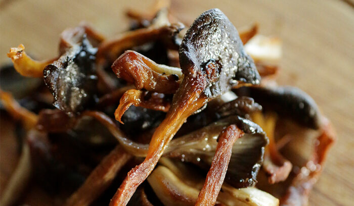 「霜降りひらたけのソテー」