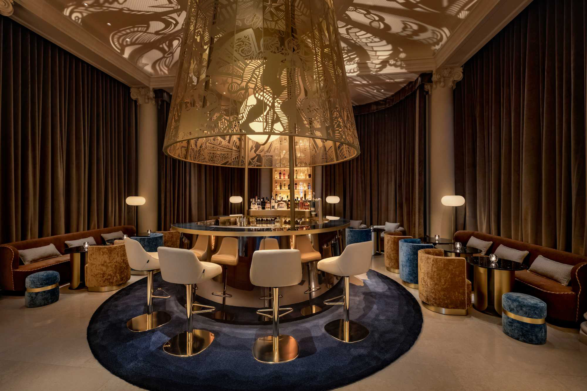 France [Paris] カクテルバー流行中のパリに誕生した新スポット