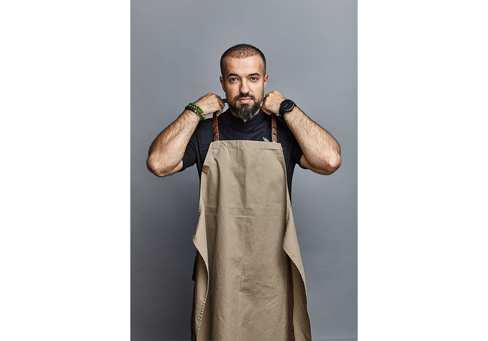 「ホワイラビット」シェフのウラジーミル・ムーヒンはニュー・ノルディック・キュイジーヌ運動からヒントを得て、「ニュー・ロシアン・キュイジーヌ」を取り入れた。