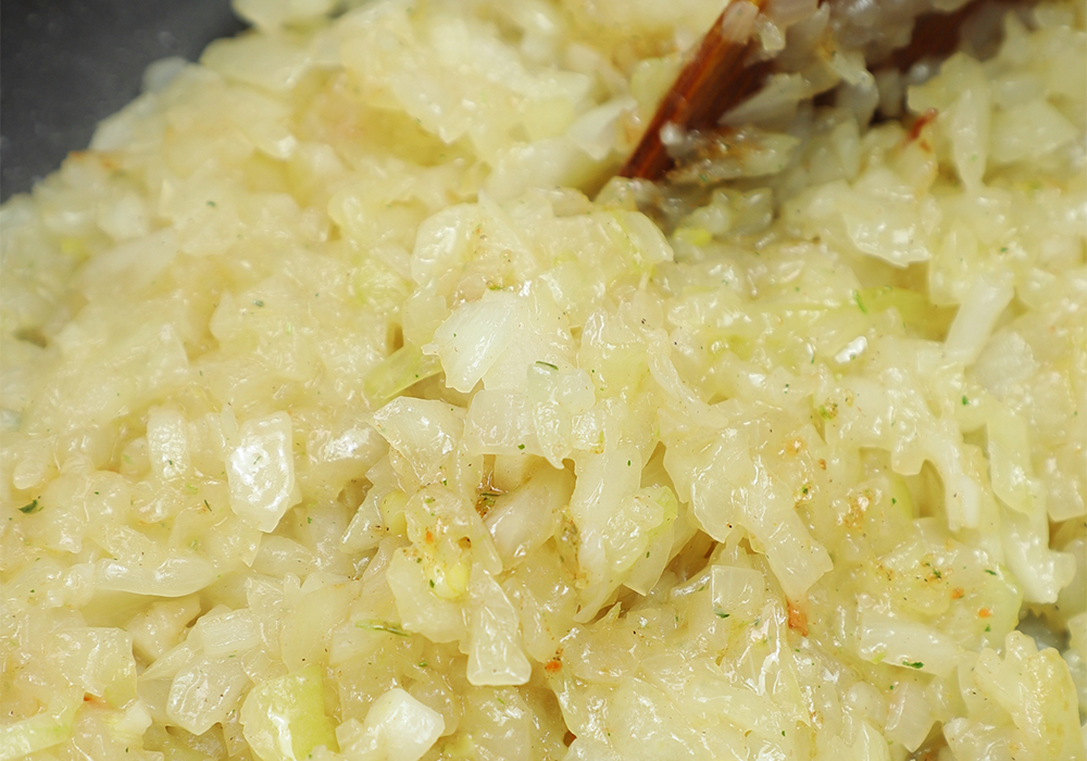 ［２］トマトで酸味を加える