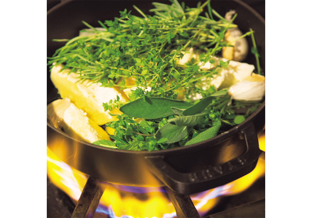 【３】冷たい油からじっくり揚げる