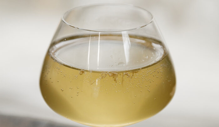 国産のお茶で安心安全の健康飲料を