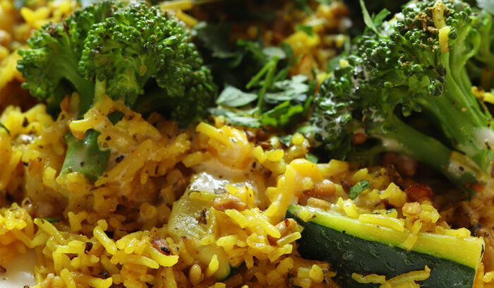 スパイスとナッツが決め手 イスラエル式炒飯「野菜のバスマティライス」