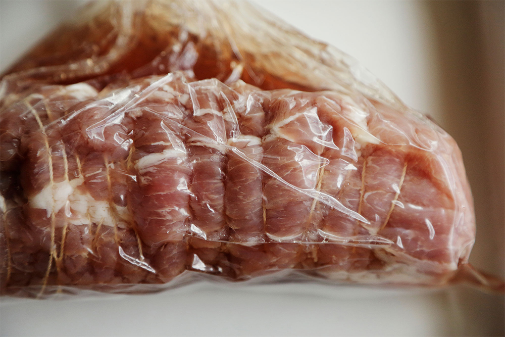 [３] 真空状態で48時間以上浸す