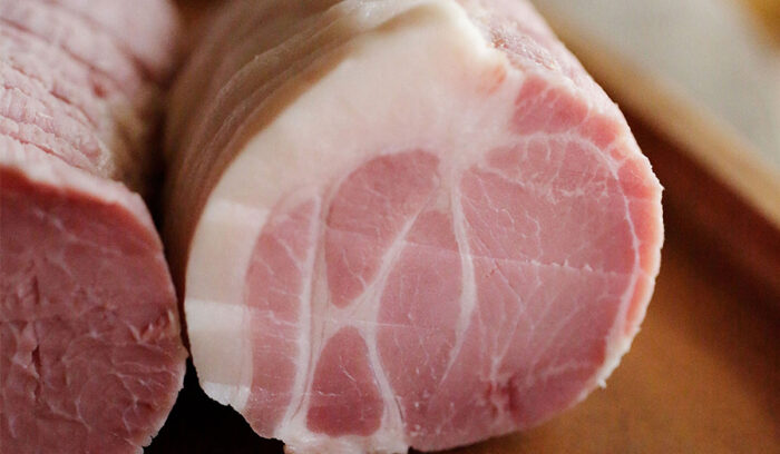 自家製ボイルハムをしっとりピンクにする秘訣