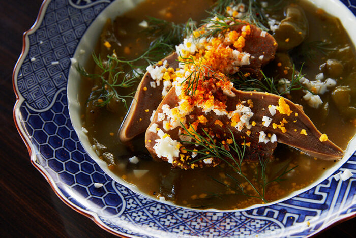 素材の味を濁らせず、オリジナルの“五味”と“香り”の黄金律を作る。