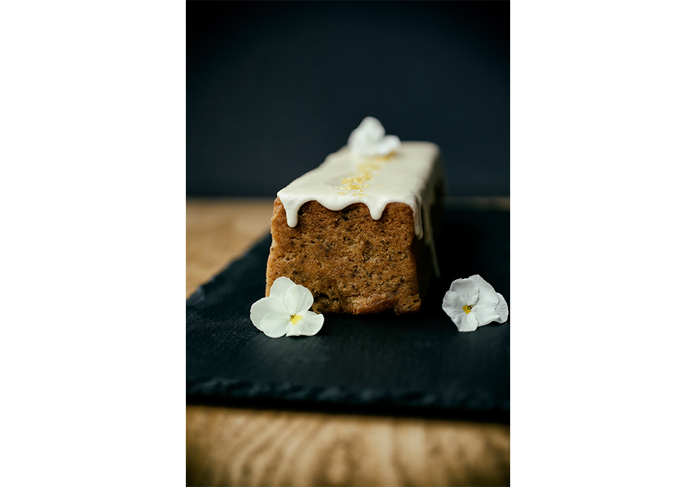 「グルテンフリー ケークオランジュ」。アーモンドパウダー、米粉、ソルガムきび粉を使い、チアシードで粘性を、オレンジ果汁でしっとり感を出し、オレンジの皮で風味付け。甘味はてんさい糖。