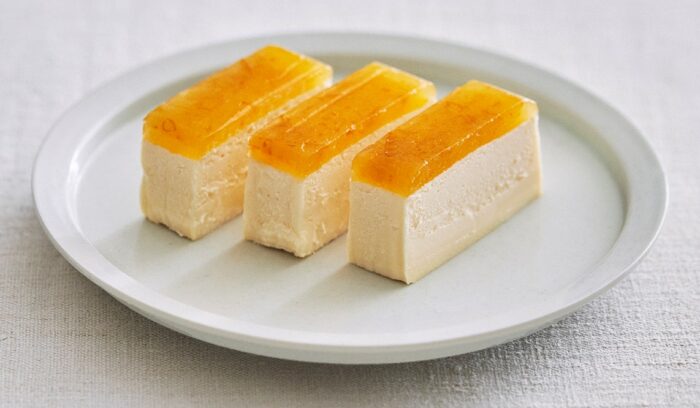 ハーブと柑橘が香る 濃厚チーズテリーヌ「MOGA」