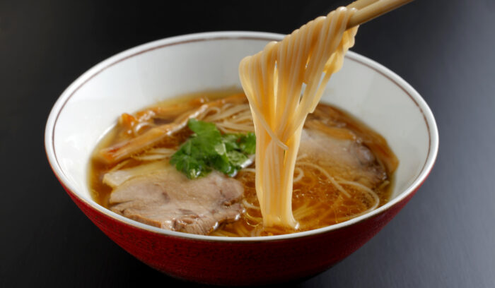 ボストンの行列ラーメン「Tsurumen Davis」の技を家庭でも！